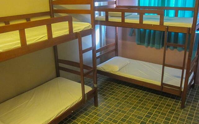 Borneo Backpackers