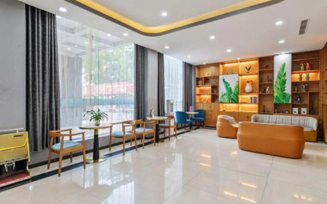 Xi'an S Hotel (Dongfang High-speed Railway Station Branch)