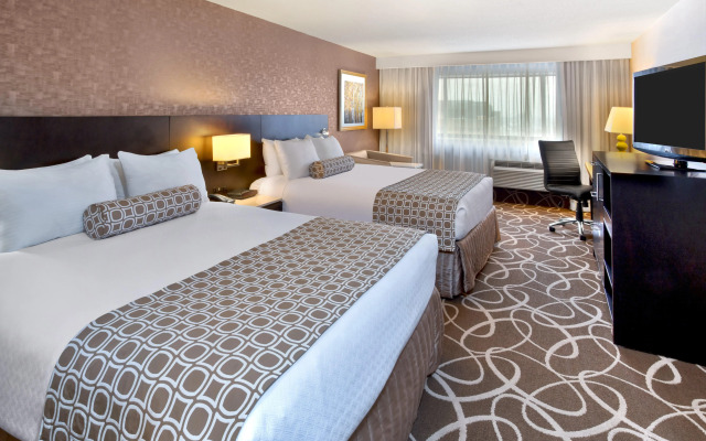 Crowne Plaza Kitchener-Waterloo, an IHG Hotel