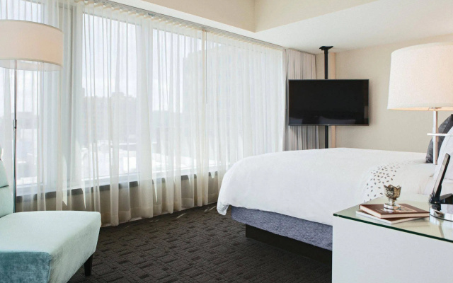 Renaissance Allentown Hotel
