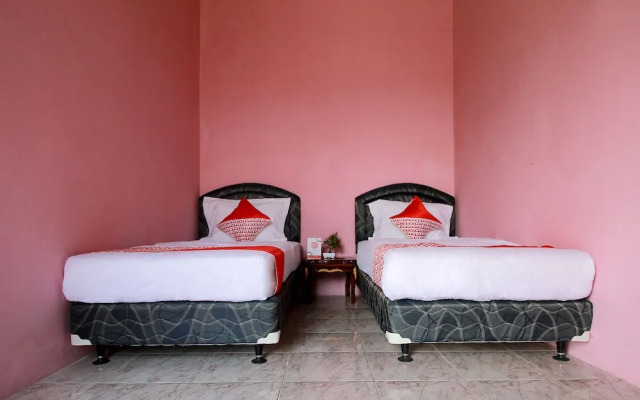 OYO 2838 Hotel Ayu