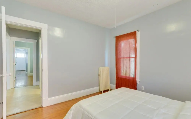 Convenient Springfield Apartment 3 Mi to Downtown!