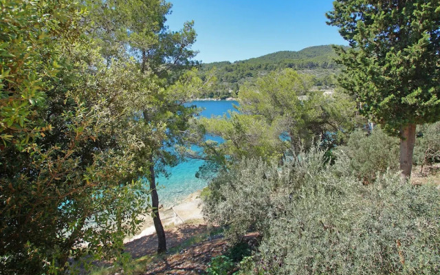 Seafront Apartment Dana