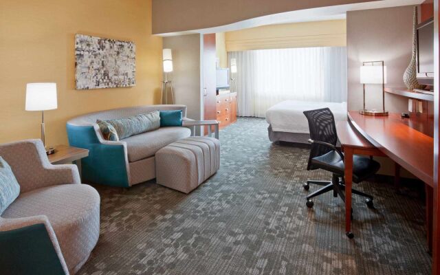 Courtyard by Marriott Minneapolis Maple Grove/Arbor Lakes