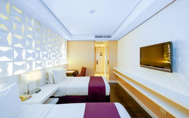 The Bayleaf Intramuros Hotel