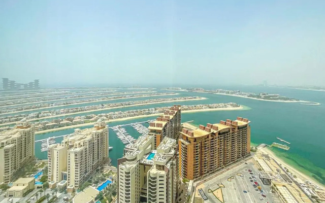 Homesgetaway - Studio in The Palm Tower