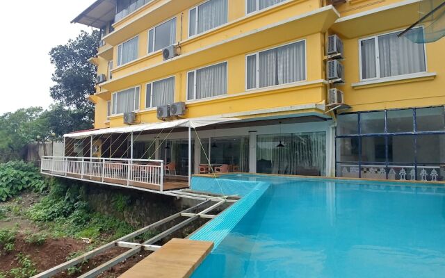 Lake View Resort