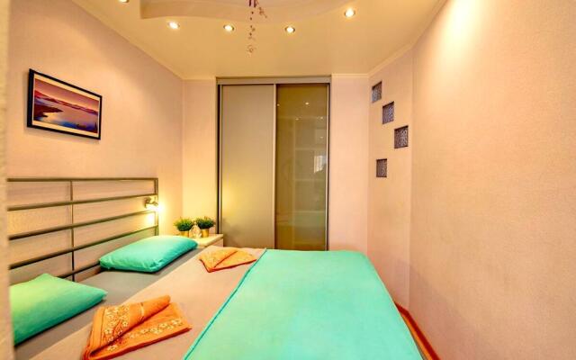 Relax Apart on 70 Yubileyny Avenue