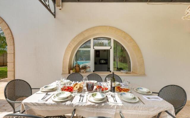 Villa Medici alla Macchia by BarbarHouse