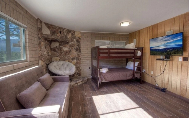 The Heights 4 Bedroom Home by RedAwning