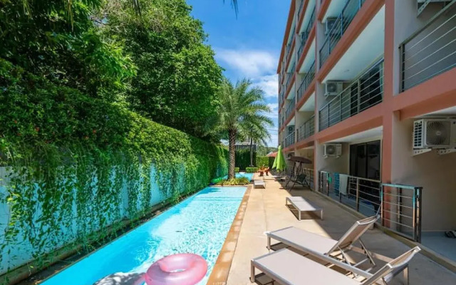 Chill & Relax Stay at Rawai Condo 311