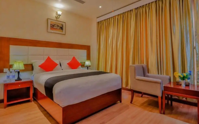 Capital O 753 Ratna Hotel