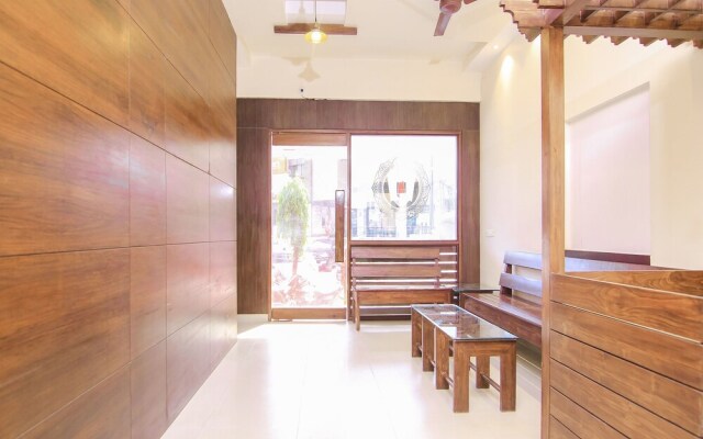 Hotel R B International