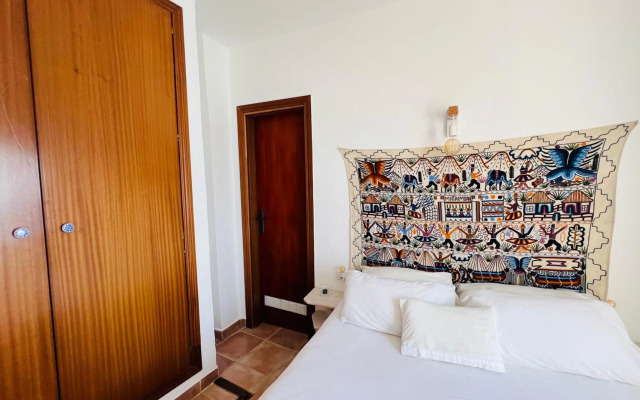 Maravillosas vistas al mar "Primera Línea" Apartamentos Can Toca - Seahouses