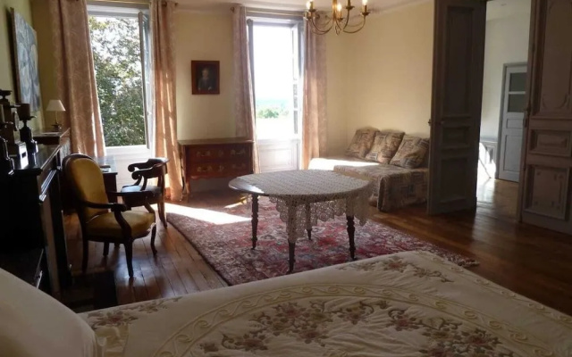 Chateau De Clusors