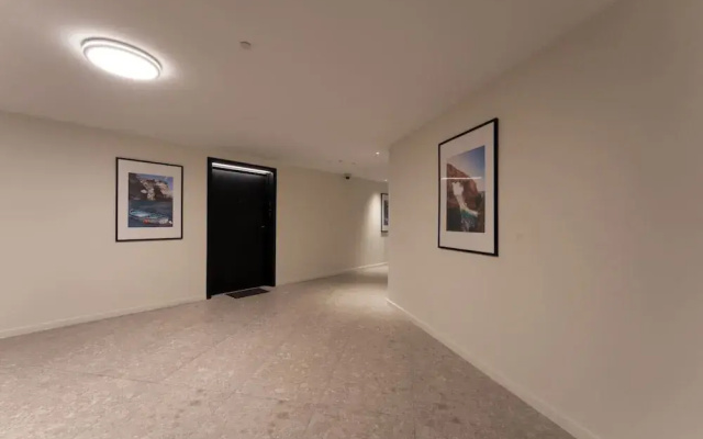 Official Mercury Suites With Rooftop Pool Access