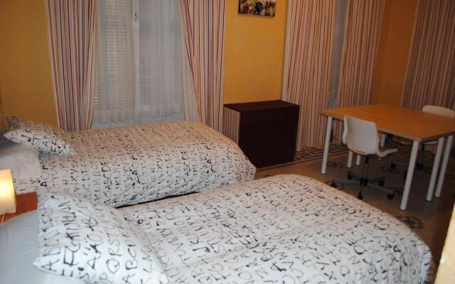 Residencia Universitaria Santa Paula