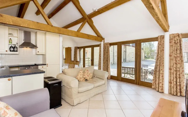Bright Cotswolds Home near Littleworth