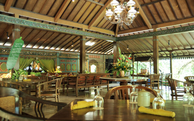 Dusun Jogja Village Inn