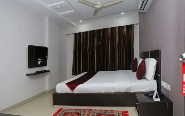 Goroomgo Shree Ganapati Premium