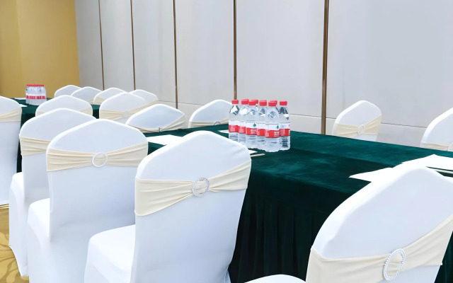 Vienna International Hotel (Shenzhen Airport Hangcheng)