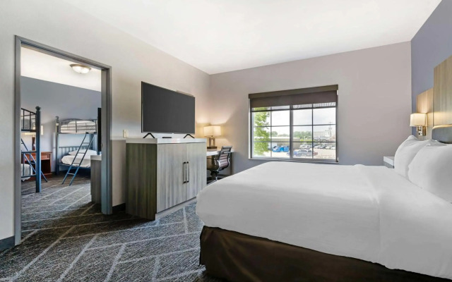 Best Western Plus Appleton Airport/Mall Hotel