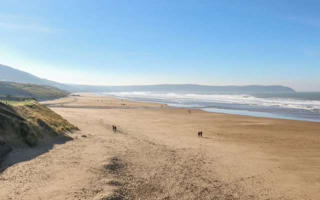 Burr 1 Shepherds Hut