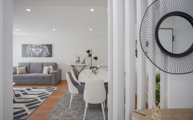 Liiiving-Luxury River View Apartment VII