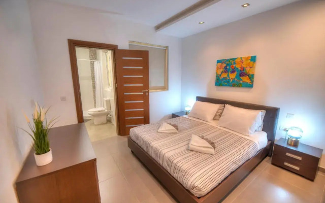 Bright & Large 2bedrooms in Sliema center MPOR1-1