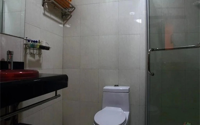 Yimengshan Business Inn