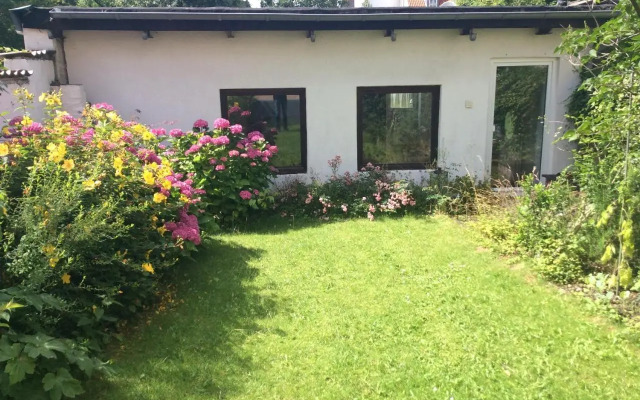 Altstadt Bonn mit eigenem Parkplatz und Garten