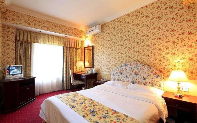 Oak Hotel Chongqing Luoma Holiday