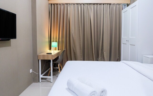 Tree Park Studio Apartment near ICE BSD By Travelio