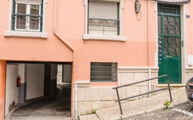 Lisbon Apartment near Marques Pombal square