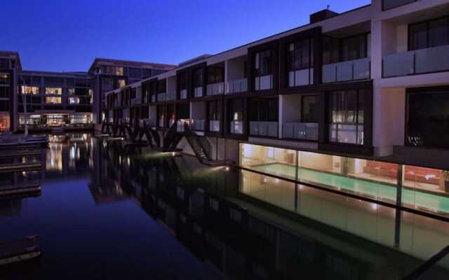 Vibrant Viaduct Harbour