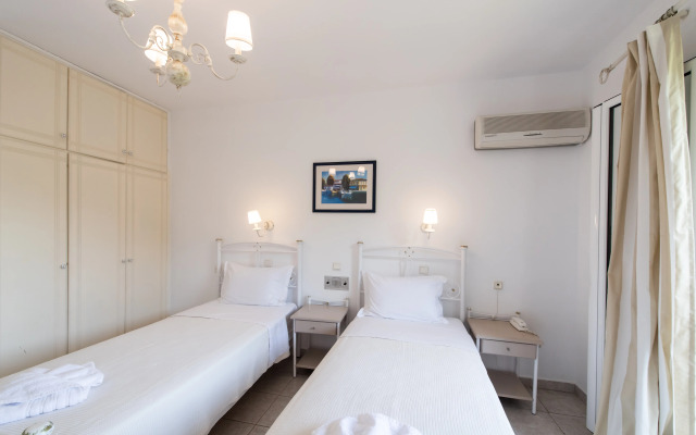 Santa Marina Hotel