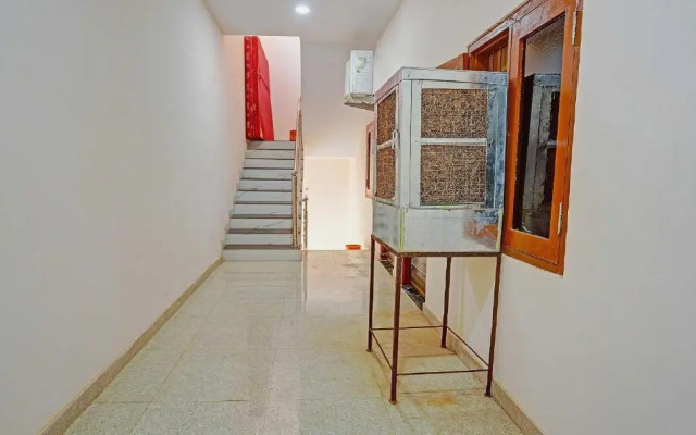 Spot On Hotel Evening Star Inn