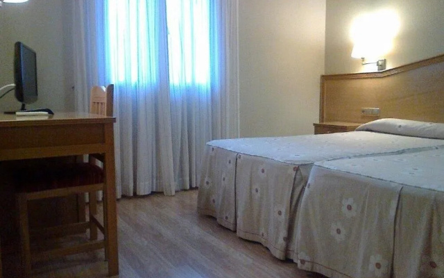 Hotel Anabel Baza