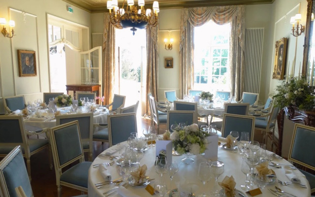 Chateau De Rilly - Les Collectionneurs