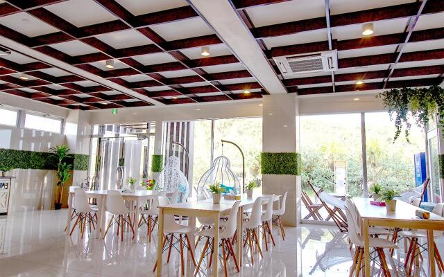 Dot Hotel Yanbaru