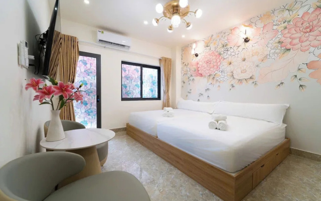 The Pivot Suite Ben Thanh - District 1 – Guest Rooms – Ho Chi Minh City