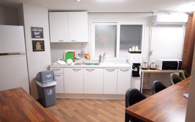 Hostel Gaon Sinchon