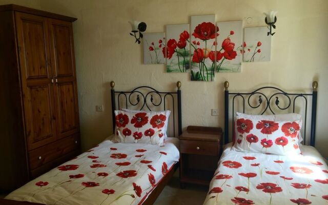 Ellie Boo Bed & Breakfast