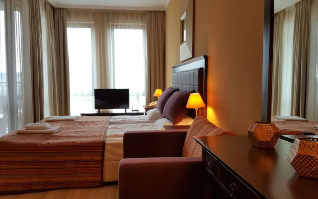 Sandapart Royal Beach Apartments