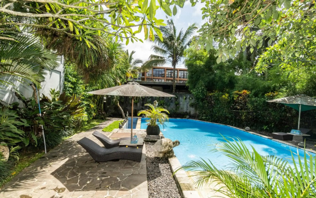 ZEN Rooms Sriwedari Ubud 2
