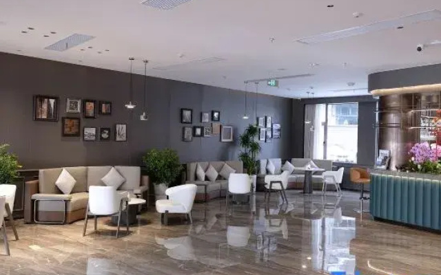 Tianjing Lake Phoenix Hotel