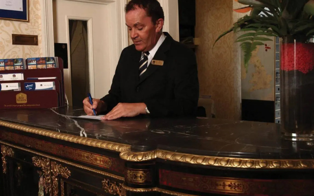 Best Western Swiss Cottage