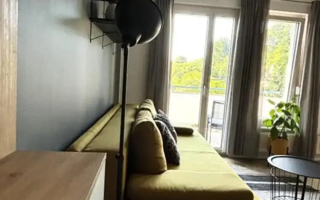 Modern & Charming - Free Private Parking