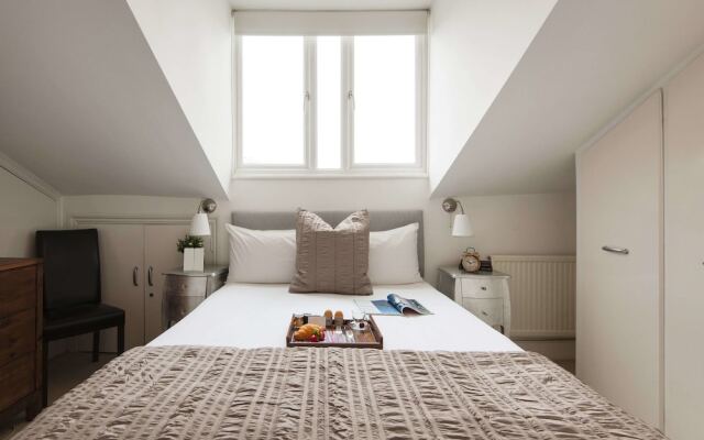 The Cromwell Road Rooftop Apartment - LSBI