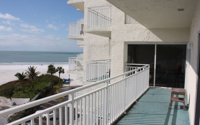 Jamaica Royale 504 - 2 Br Condo